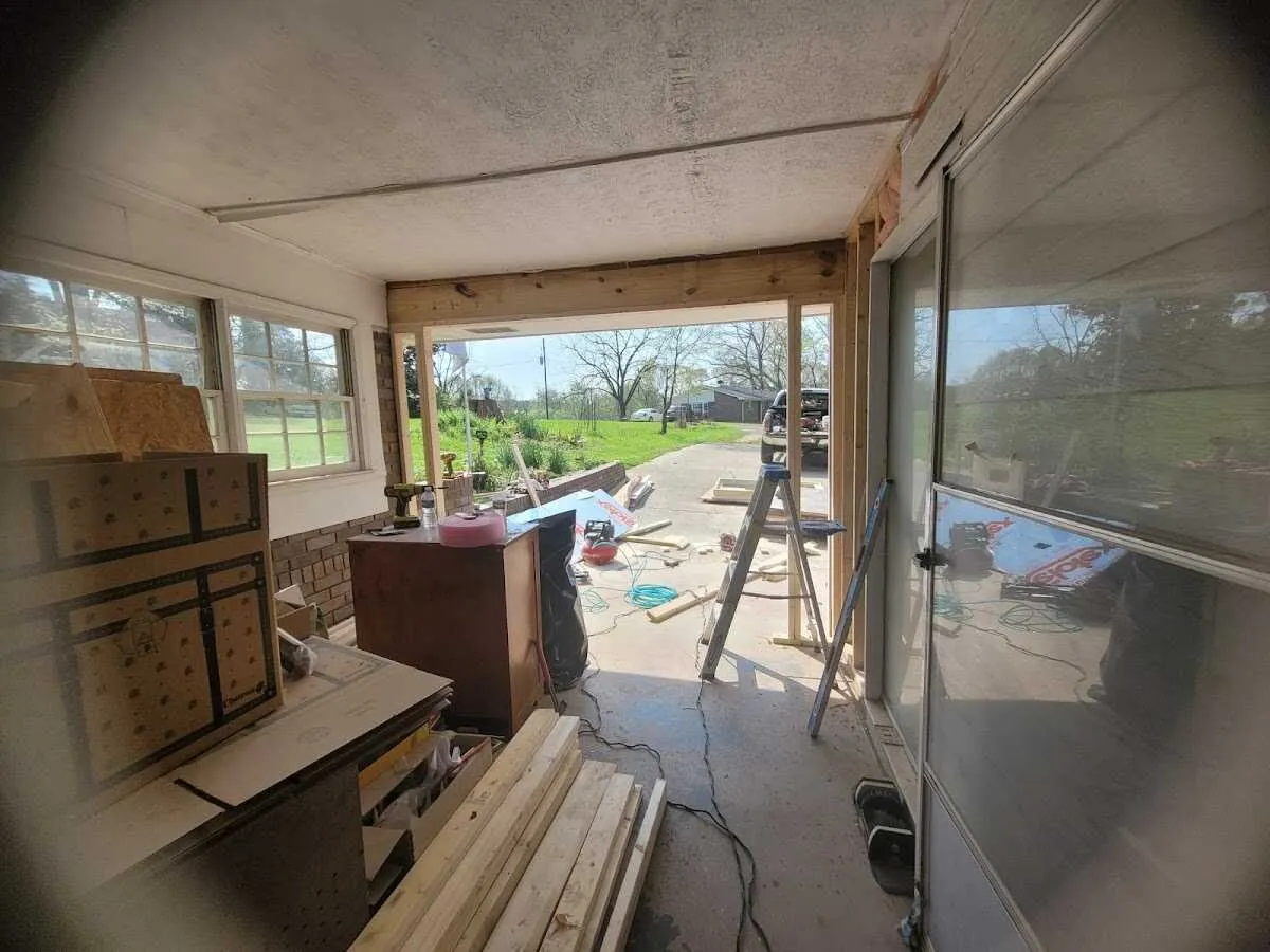 Air movers and dehumidifier for Water Mitigation Services in Cherry Hill